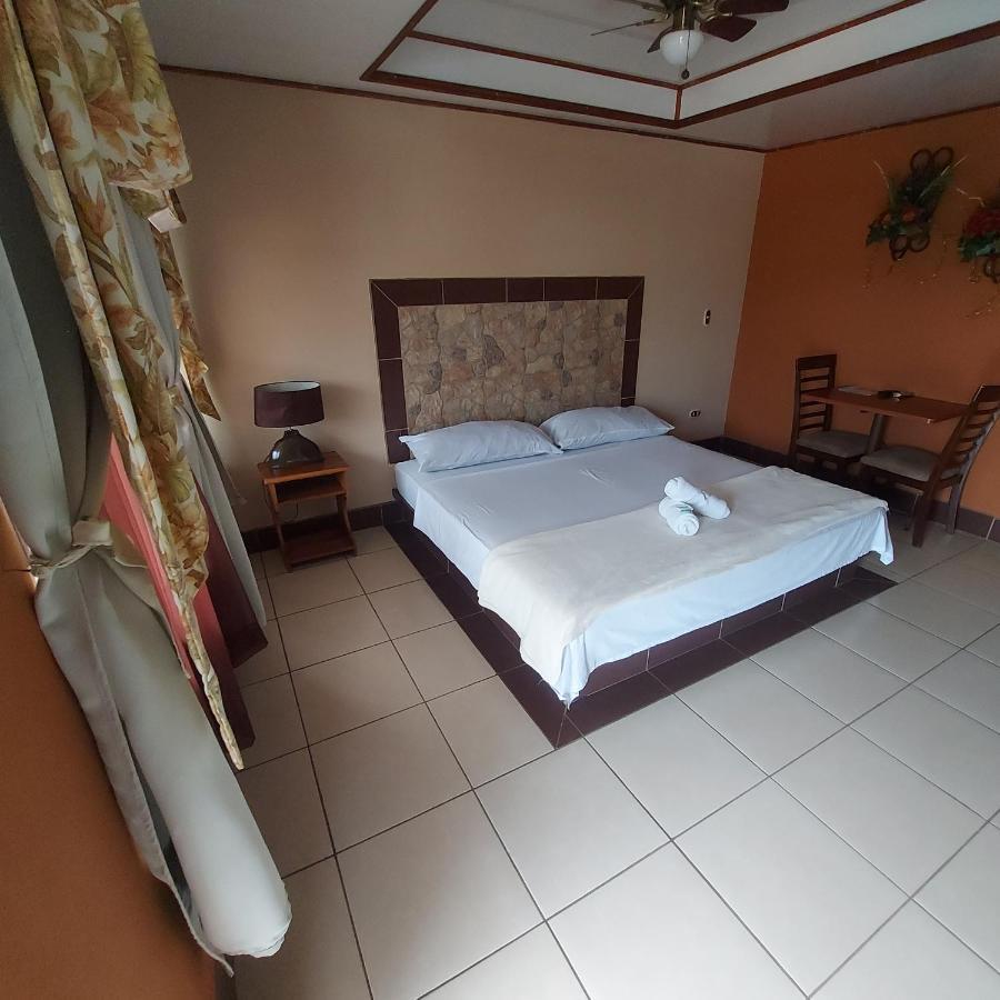 Hotel Torre Fuerte Venecia Екстериор снимка