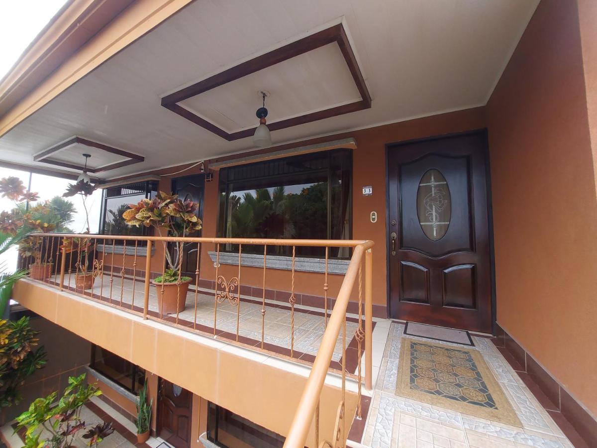 Hotel Torre Fuerte Venecia Екстериор снимка