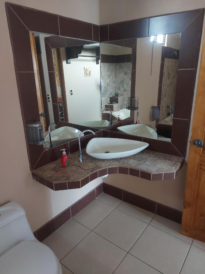 Hotel Torre Fuerte Venecia Екстериор снимка