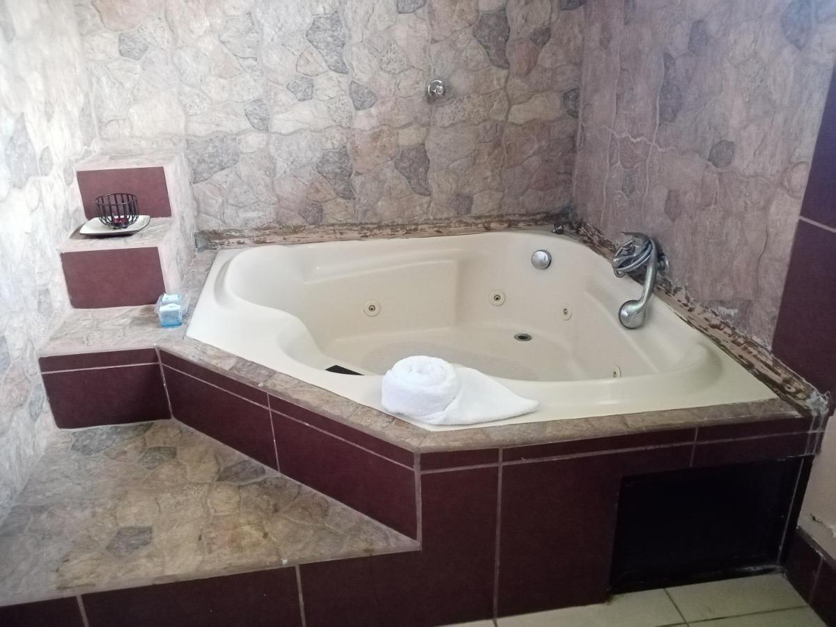 Hotel Torre Fuerte Venecia Екстериор снимка