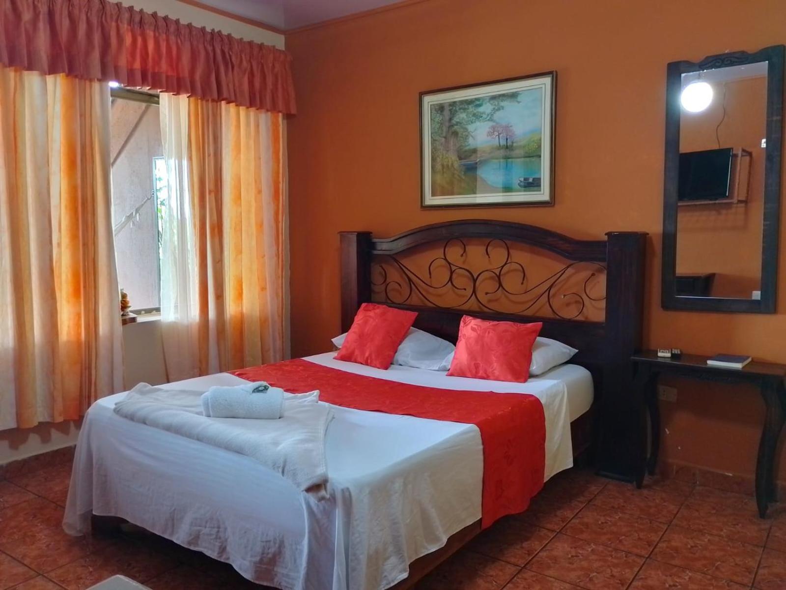 Hotel Torre Fuerte Venecia Екстериор снимка